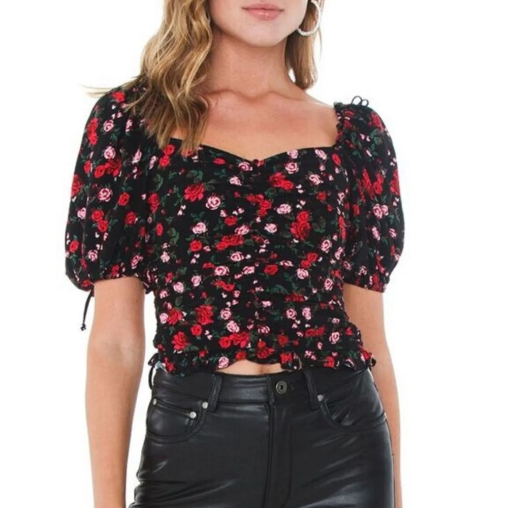 For love and lemons rose top
